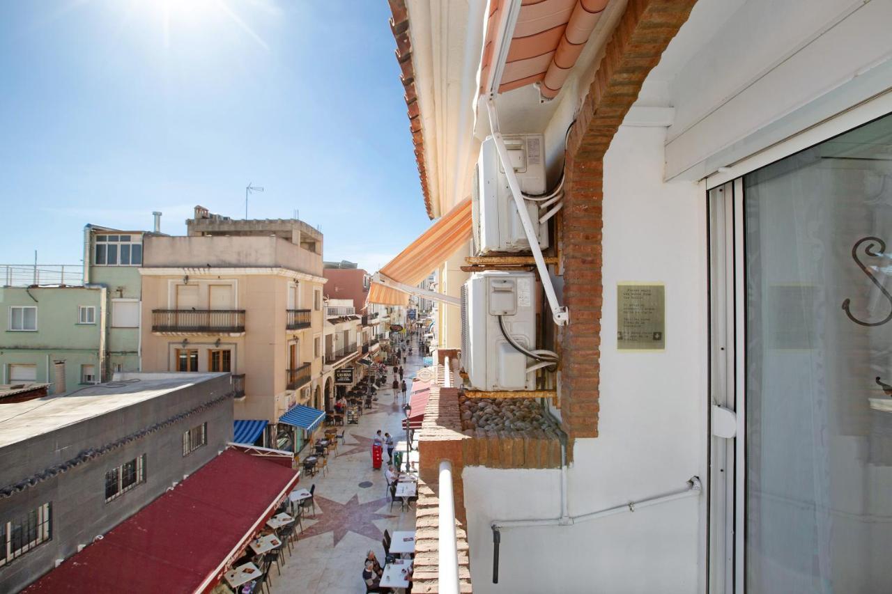 Bulto Carihuela B Apartman Torremolinos Kültér fotó