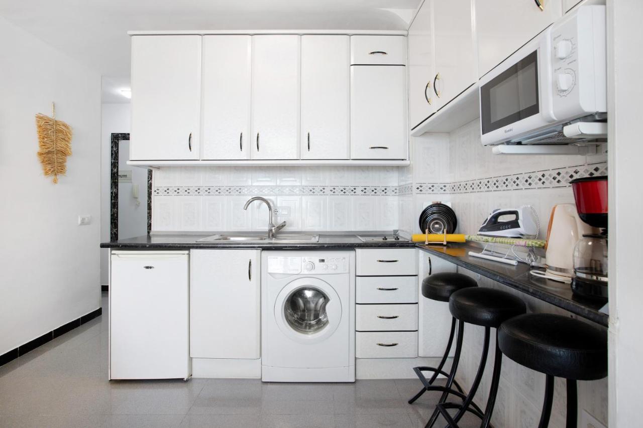 Bulto Carihuela B Apartman Torremolinos Kültér fotó